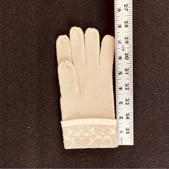 NWOT Coach Miniature Signature C Gloves Metallic Gold with Ivory/Cream - Picture 4 of 9